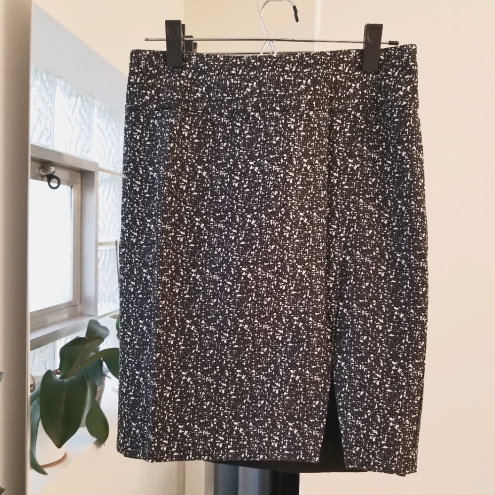 Black & White Tweed Pencil Skirt